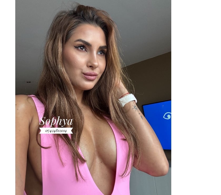 Escorts Glasgow City Centre Glasgow - Photos for 🔞Sophya💯REAL🔞 ! GFE.OWO.🫦 🖤🥂