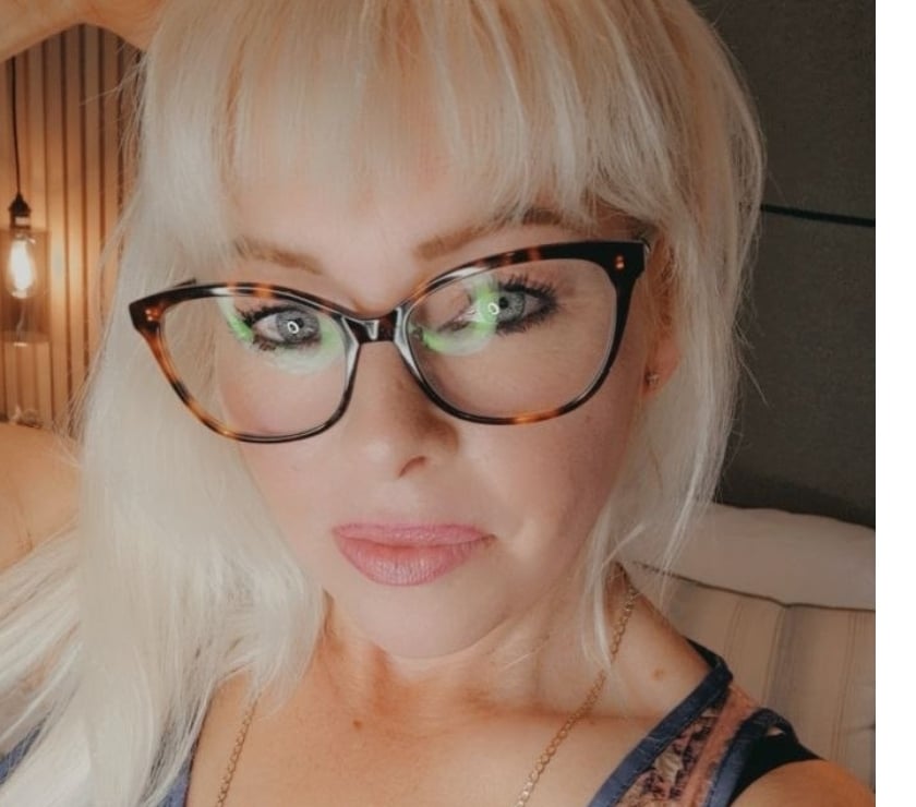 Photos for 🟢45YR OLD MS SMITH ONLINE!! CAM,PHONE & CONTENT!🟢