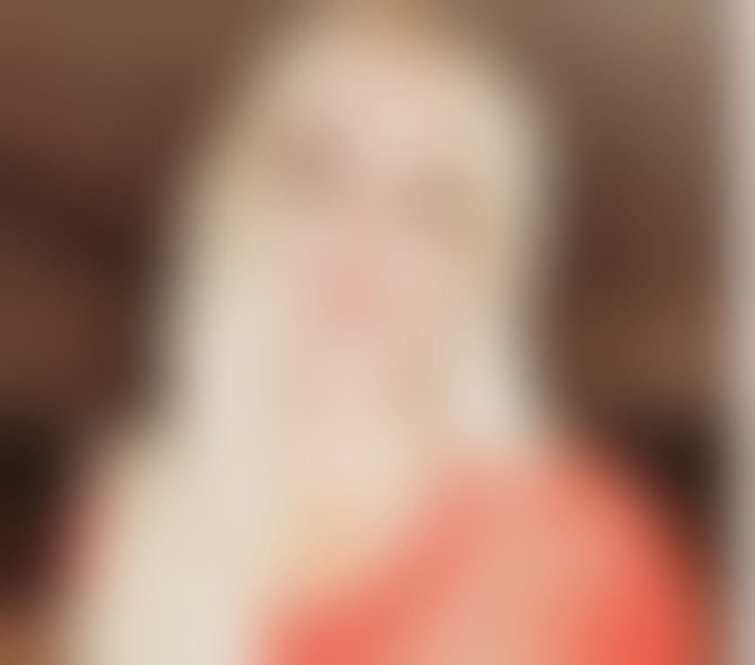 Photos for 🟢BRITISH 45YR OLD MS SMITH ONLINE READ ADD- WHATSAPP🟢