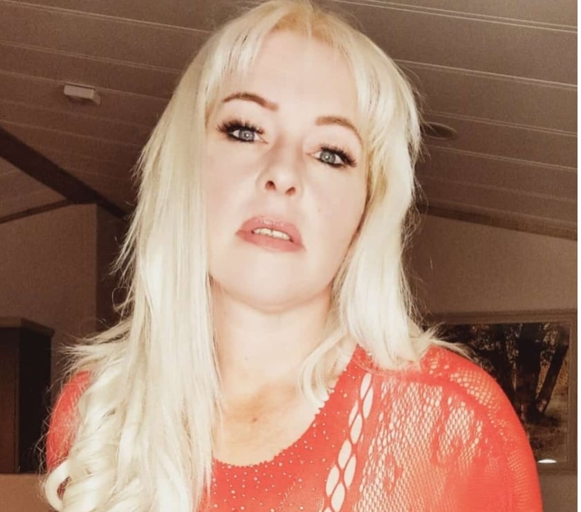 Photos for 🟢BRITISH 45YR OLD MS SMITH ONLINE READ ADD- WHATSAPP🟢