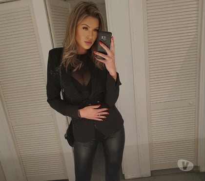  Escorts & Erotic Massage South Wimbledon South West London - Photos for Surprises that will brighten your day. WIMBLEDON ❤️