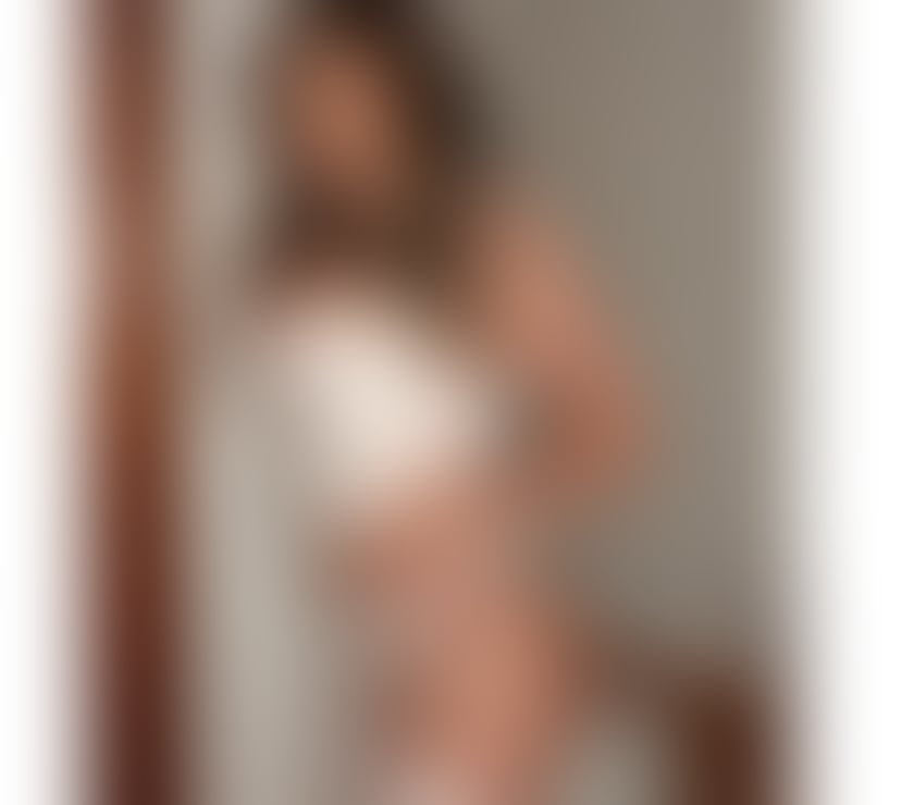 Escorts Wimbledon South West London - Photos for Sexy brazilian Lorena Cristal 🇧🇷🔥 party girl!!!