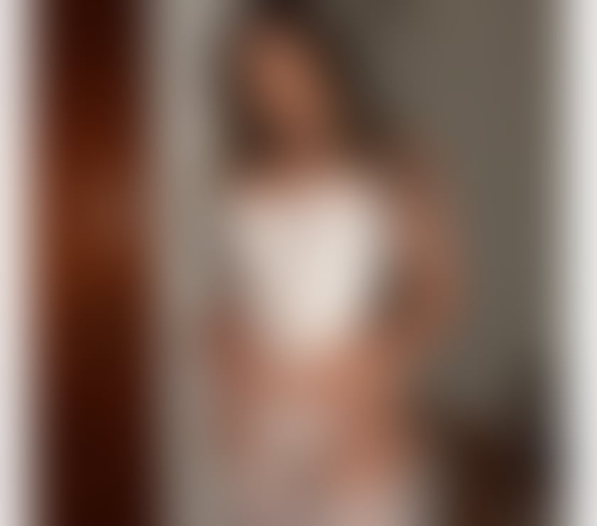 Escorts South West London Wimbledon - South West London - Photos for Sexy brazilian Lorena Cristal 🇧🇷🔥 party girl!!!