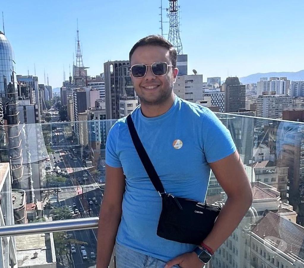  Gay massage West London Paddington Station - West London - Photos for Handsome and Well Endowed Brazilian 🔥