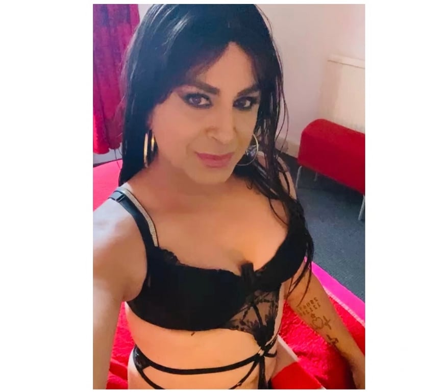 Trans Escorts East London Redbridge - Photos for TS Miranda beautiful Latina very powerful for your fantasies