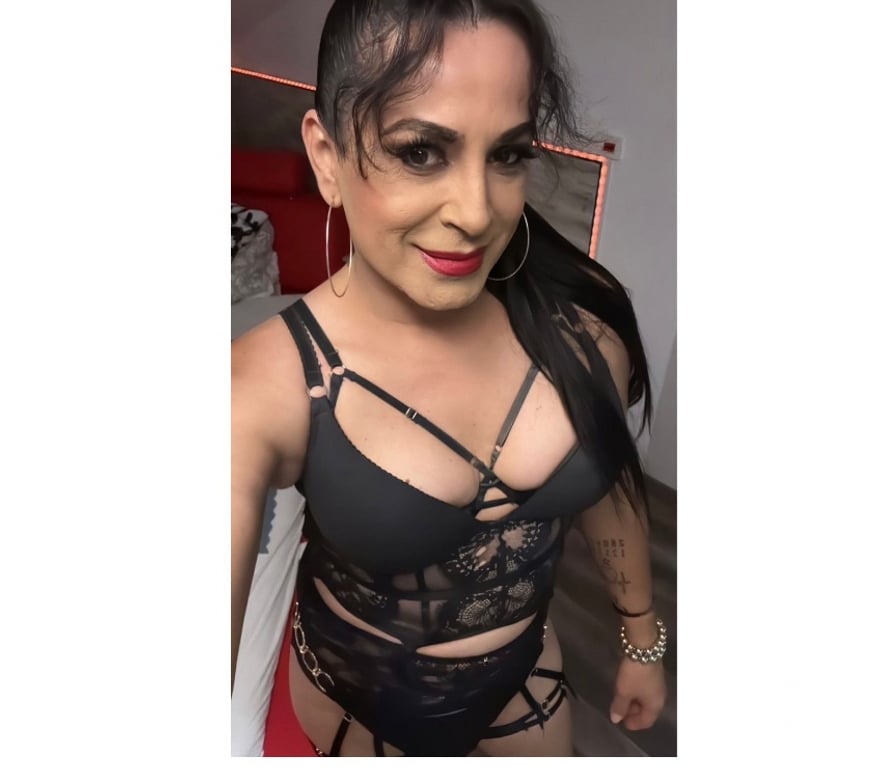 Trans Escorts East London Redbridge - Photos for TS Miranda beautiful Latina very powerful for your fantasies