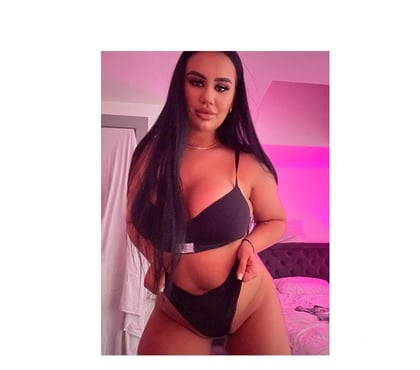  Escorts & Erotic Massage Huddersfield Kirklees - Photos for Diana Party girl 🫦 BEST SERVICE ‼️ NO RUSH 💯