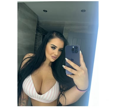  Escorts & Erotic Massage Huddersfield Kirklees - Photos for Diana Party girl 🫦 BEST SERVICE ‼️ NO RUSH 💯