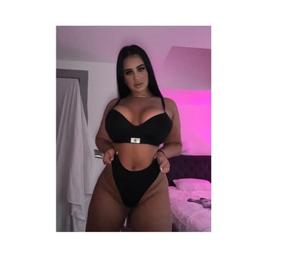  Escorts & Erotic Massage Huddersfield Kirklees - Photos for Diana Party girl 🫦 BEST SERVICE ‼️ NO RUSH 💯
