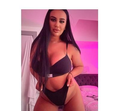  Escorts & Erotic Massage Huddersfield Kirklees - Photos for Diana new here PARTY GIRL