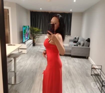 Escorts Bedford Central Bedfordshire - Photos for NEW PETITE ENGLISH BRUNETTE