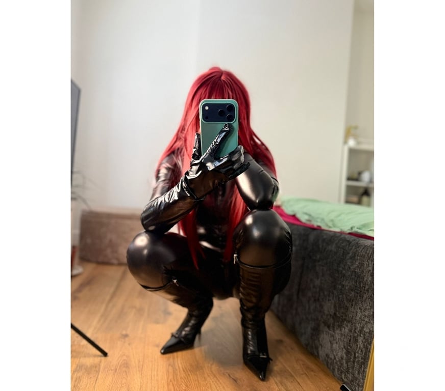 Escorts West London Hounslow - Photos for Mistress Michelle 💥 BDSM 💥 🐙 STRAPON