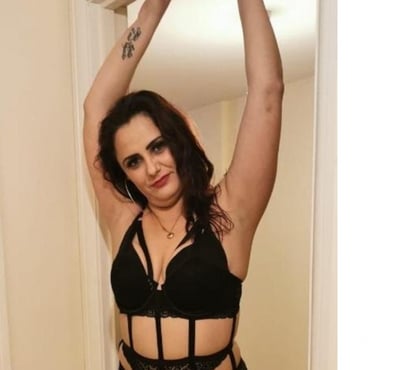  Escorts Luton Town Centre Luton - Photos for Natasha😘 party girl😘