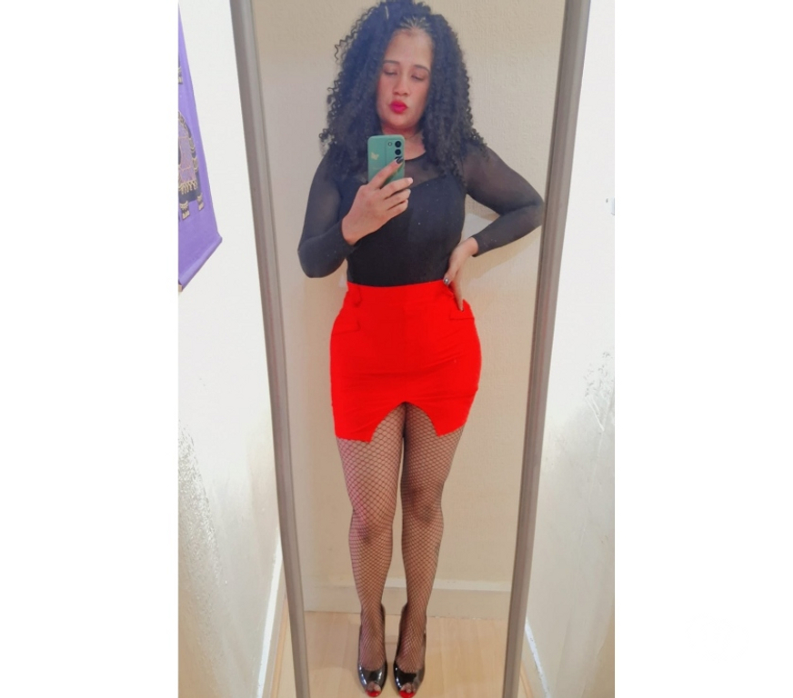 Escorts Edinburgh Edinburgh - Edinburgh - Photos for Anny Caribbean relaxing massage oíl and gel