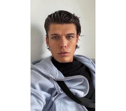 Gay escorts Burnley Town Centre Burnley - Photos for Tanned fun lad here