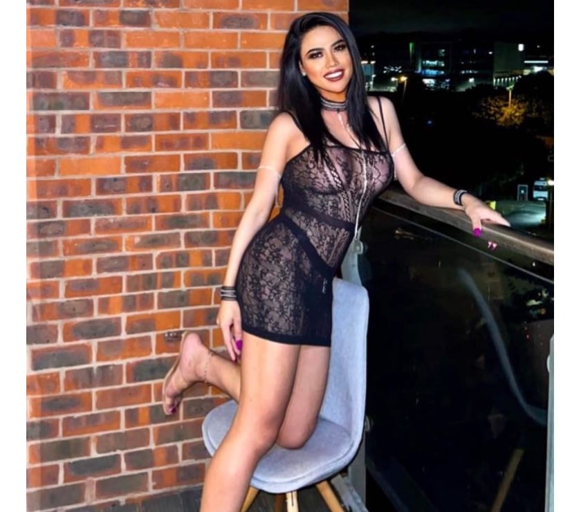 Escorts South Yorkshire Barnsley - Photos for Sexy Sara ts now in Bransley town 👙💋