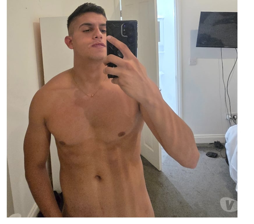  Gay massage Surrey Guildford - Photos for ALYSON YOUNG 20 IDADE TOP