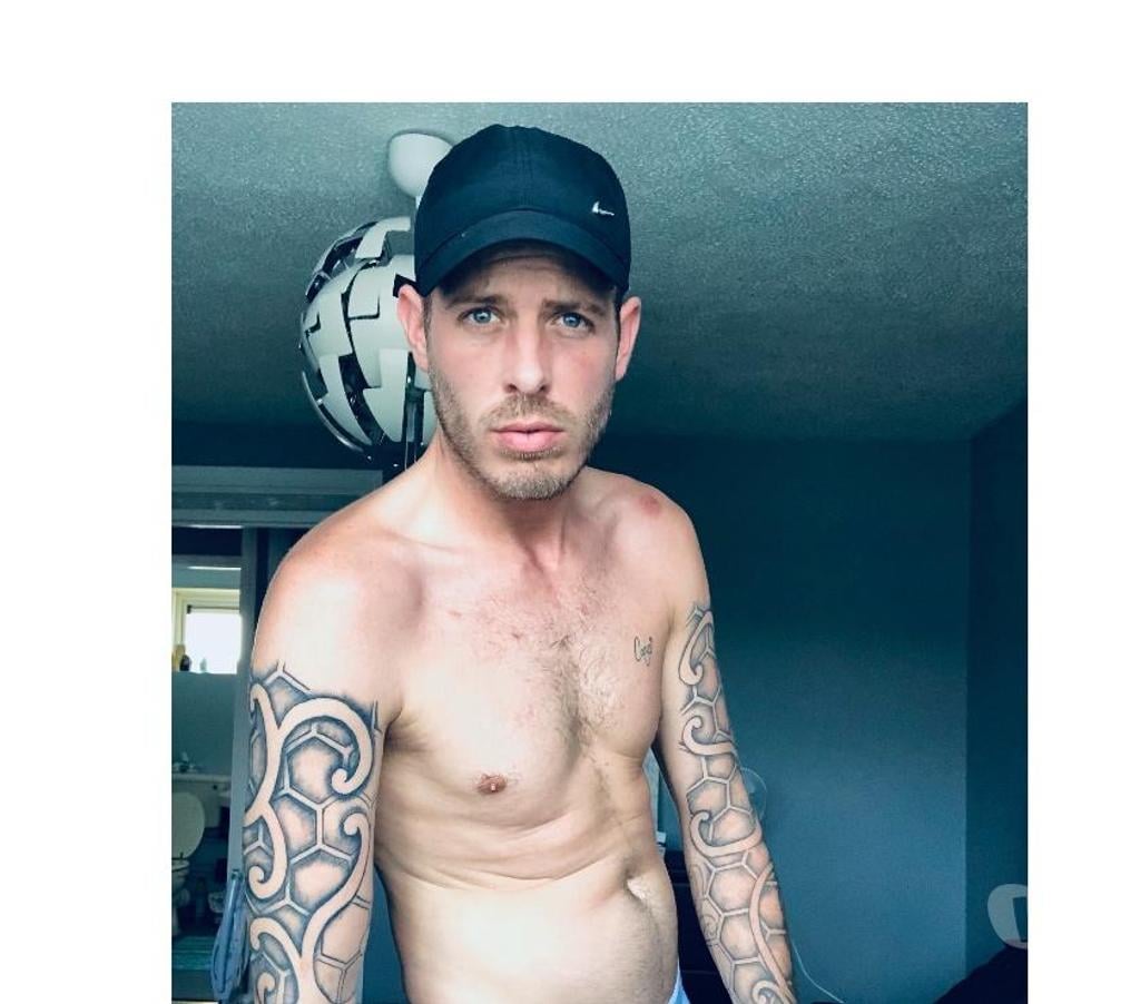 Gay massage Essex Colchester - Photos for fit and tall gay escort