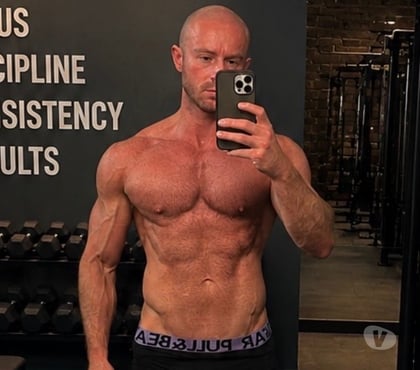  Gay massage Park Lane Central London - Photos for Masculine English Muscle Guy Available London