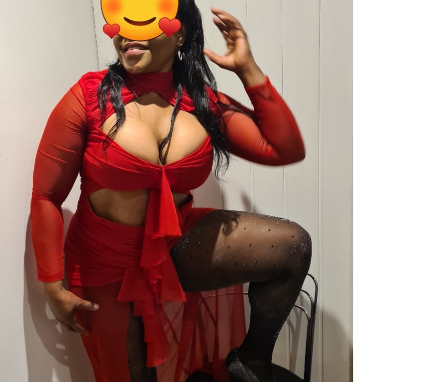 Escorts Gwynedd Caernarfon - Gwynedd - Photos for Ebony Monique Sweet and matured for the discerning gents