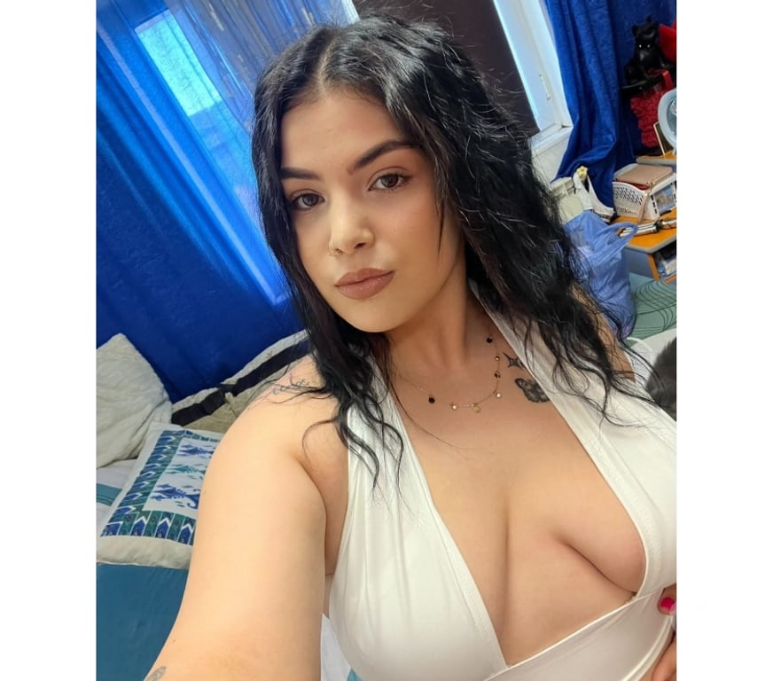 Escorts Leicestershire Leicester - Photos for Hi I'm lora hot new in town