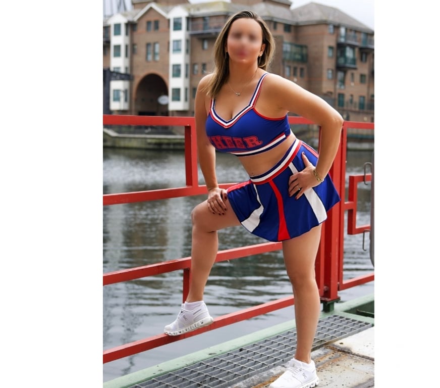 Escorts East London Canary Wharf - East London - Photos for 🎉 PARTY LARA REAL 36DD IN CANARY WHARF