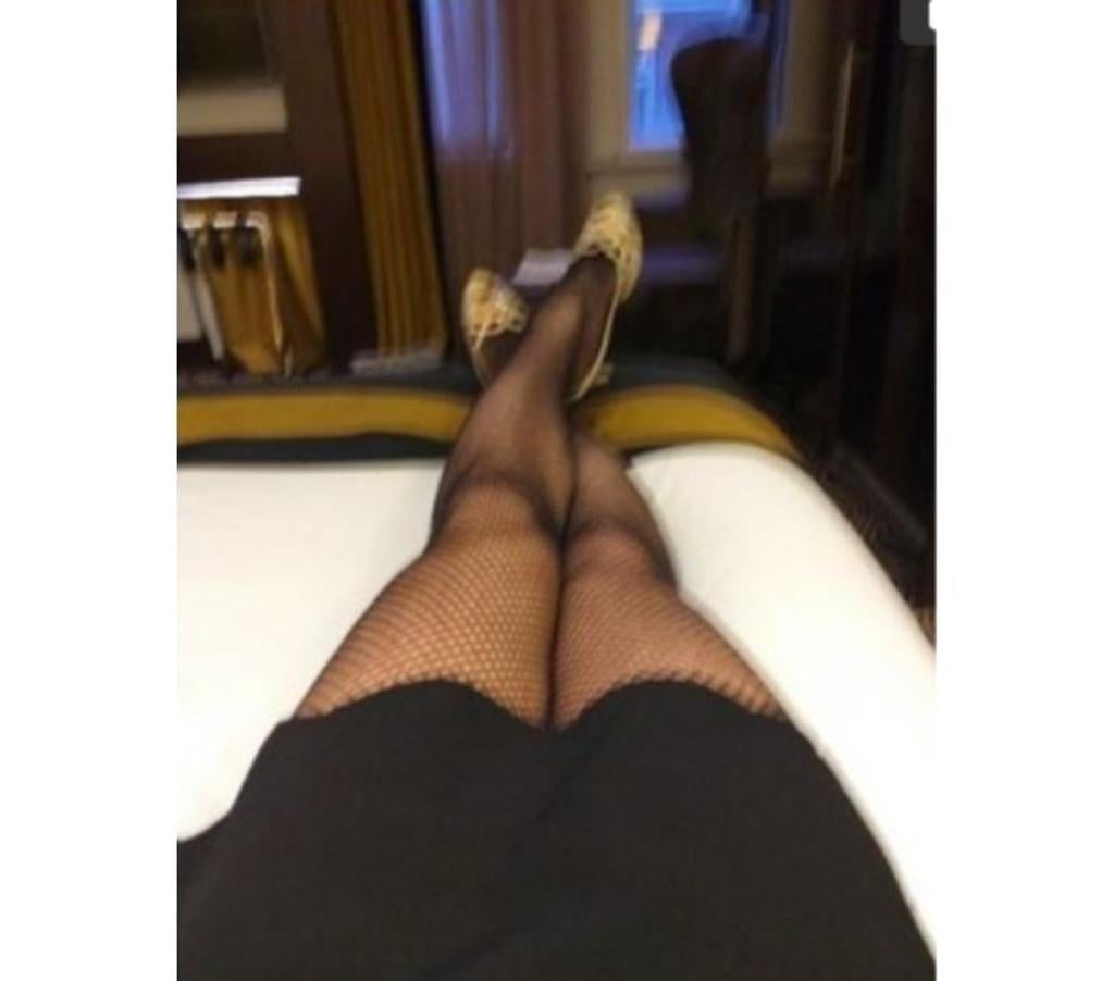  Gay massage Central London Knightsbridge - Central London - Photos for Sub bdsm, crossdresser, toned body&legsfootfetishers dream