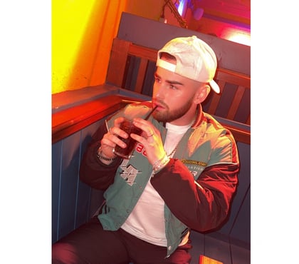 Gay escorts Dinnington Rotherham - Photos for British Jakey boy xxxxx