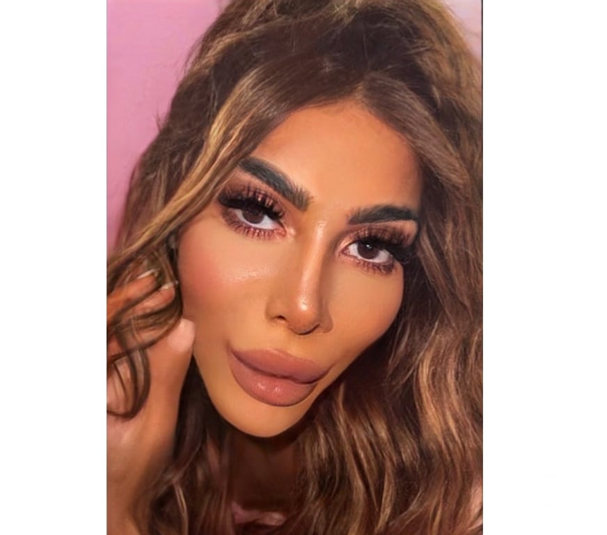 Trans Escorts West London Heathrow Terminal 5 Station - West London - Photos for MIXED BARBIE XXL