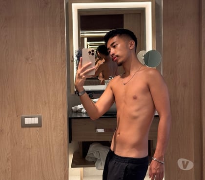 Gay Escorts Liverpool Street Central London - Photos for Vers Massage&Fun Canary Wharf