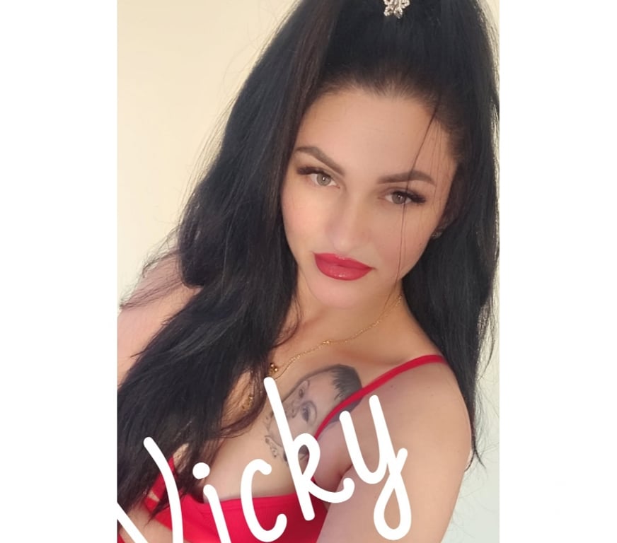 Escorts Leicestershire Leicester - Photos for HEY LOVE, I,am VICKY start 9am