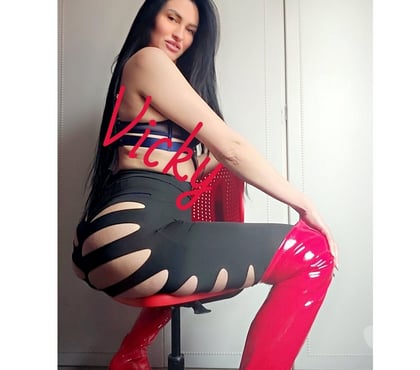 Italian Escorts Braunstone Leicester - Photos for HEY LOVE, I,am VICKY start 9am