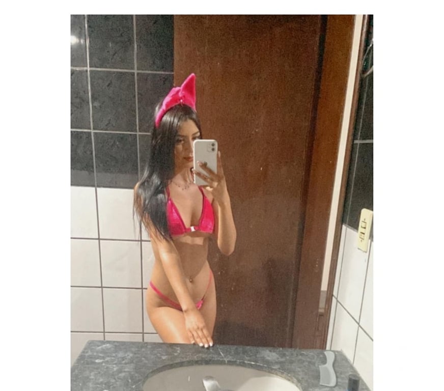 Escorts West London Hillingdon - Photos for ISIS💚💛 HOT PARTY GIRL 🎉💯