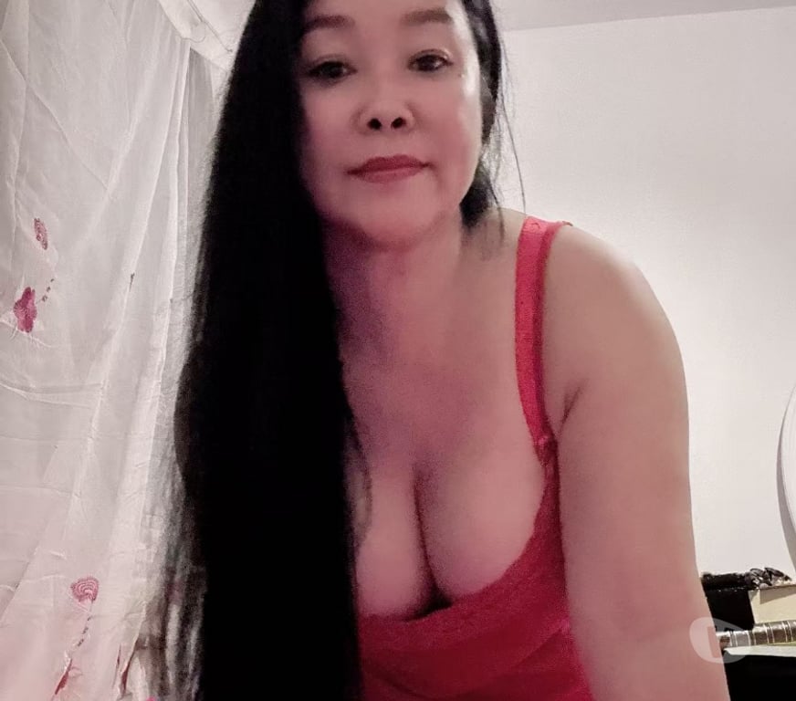 Escorts South East London Croydon - Photos for I am a beautiful Asian girl. im senior massage technican