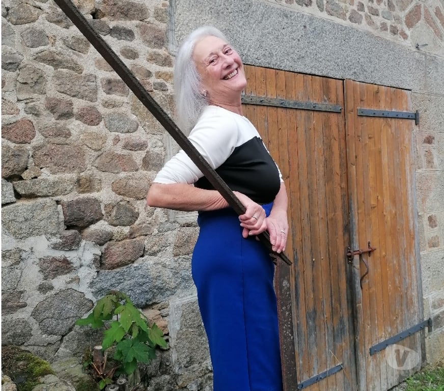 Escorts Leicestershire Leicester - Photos for Louise1955 Mature Escort