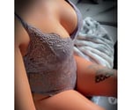 Alice – Confident, Flirtatious & Discreet