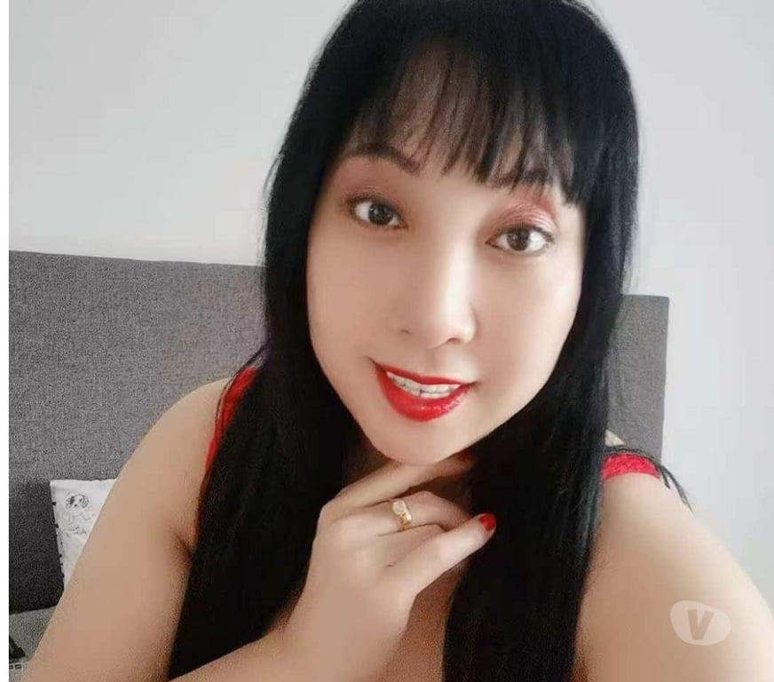Escorts East London Ardleigh Green - East London - Photos for I am a beautiful Asian girl. A smiling and humorous senior m