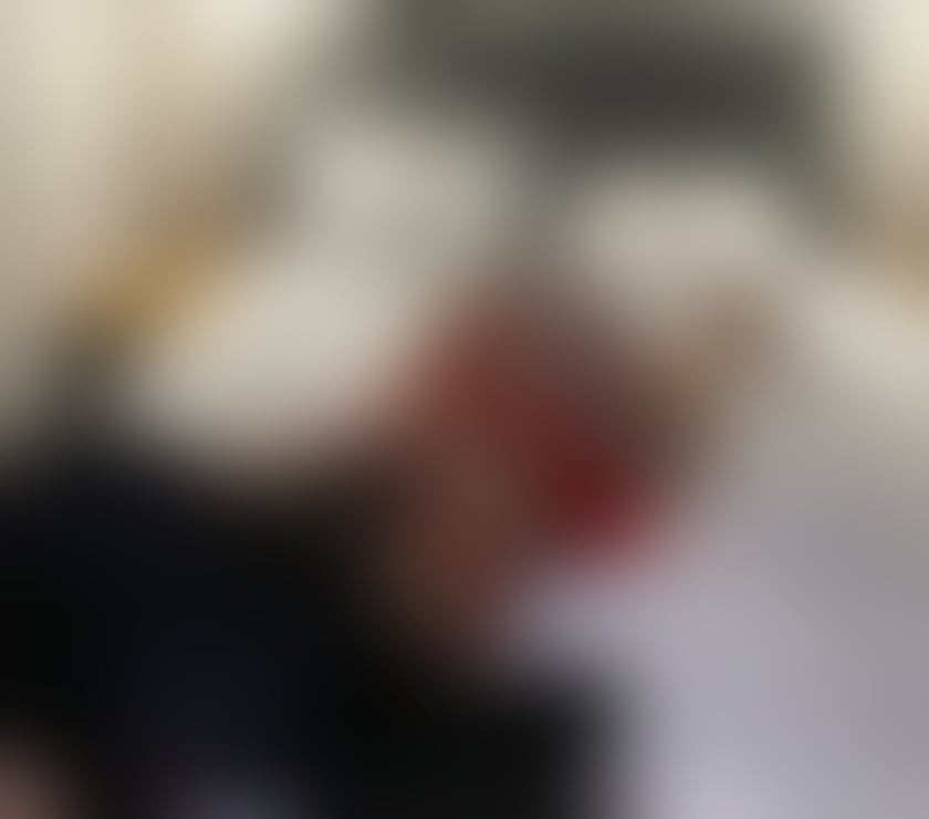 Escorts North West London Golders Green Station - North West London - Photos for 💋 Elegant & Friendly Companion – Outcall only