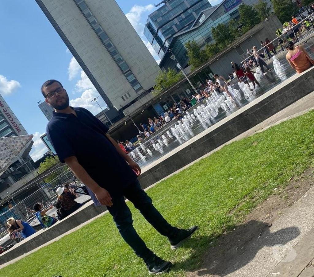 Men Seeking Women Greater Manchester Rochdale - Photos for Seeking a woman who is open-minded and confident about her