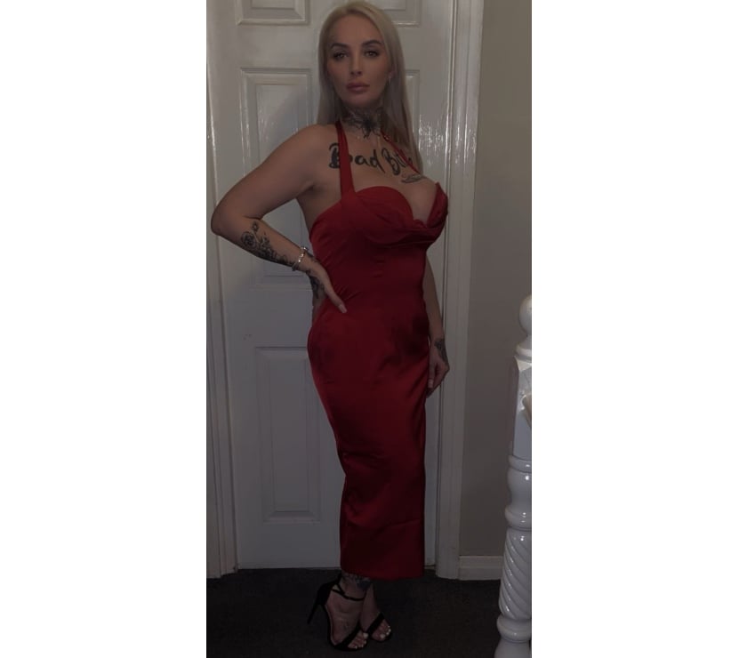 Photos for 🥵HOT ENGLISH ADULT MODEL!! 😈LEAVE YOU EMPTY 💦