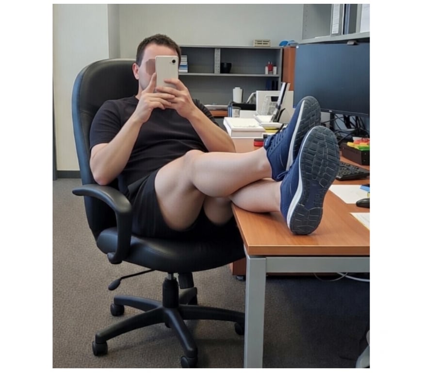  Gay massage West Midlands Birmingham - Photos for Escort In LEICESTERSHIRE For Married Men To TRAVEL To