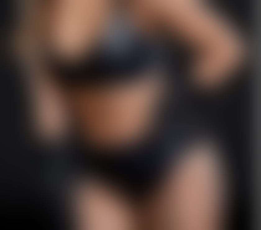 Escorts Belfast Belfast City Centre (South) - Belfast - Photos for 🔥Jully 🔥 Transx 👯💦 Experience in massage