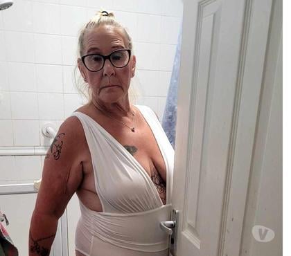Escorts Allerton Bradford - Photos for mature lady offering massage