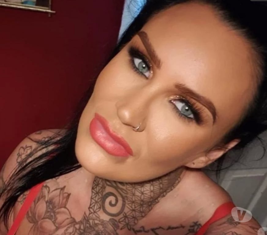 Escorts Greater Manchester Oldham - Photos for ENGLISH, GFE,MILF,SWEEDISH MASSAGE,DOMINATION