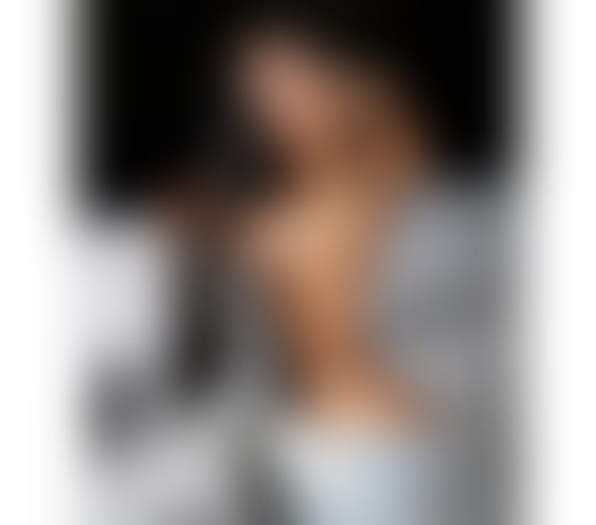 Trans Escorts West Yorkshire Leeds - Photos for Stunning Brazilian TS model!! FIRST CLASS CAROL MATOS!!