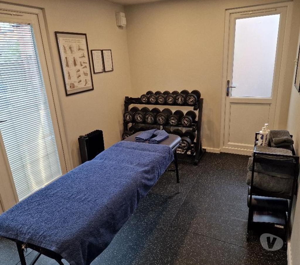 Full body massage Nottinghamshire Newark and Sherwood - Photos for Trained level 4 sports massage therapist