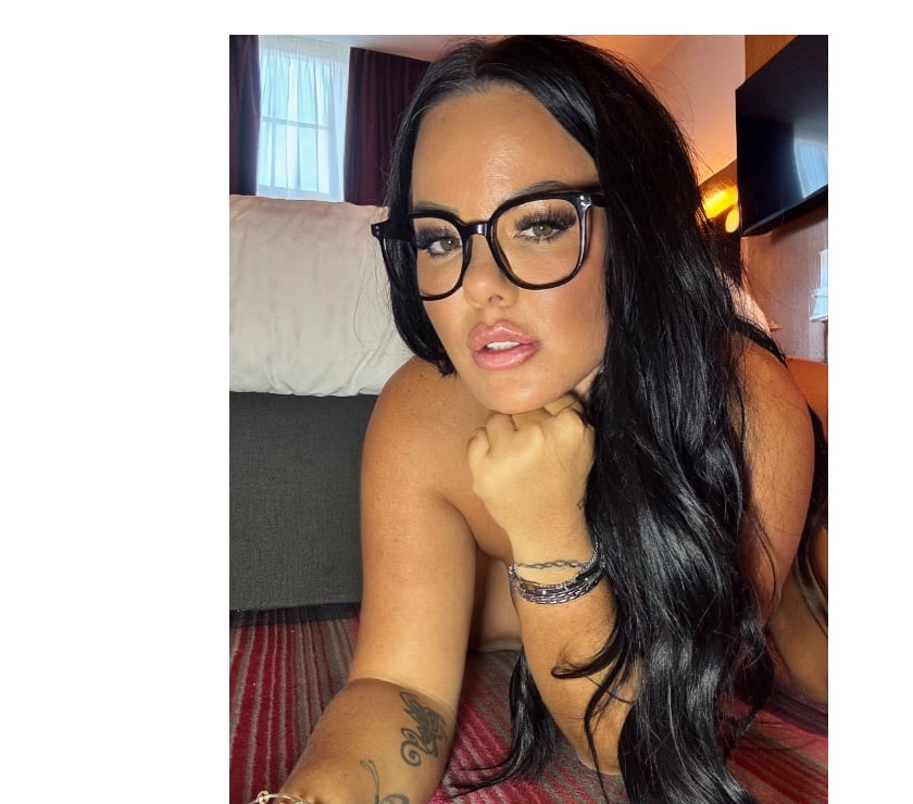 Escorts East London Canary Wharf - East London - Photos for 🔥NORTHERN FILTH🔥.. JUICY ASS🍑 STRIPPER & PORN STAR