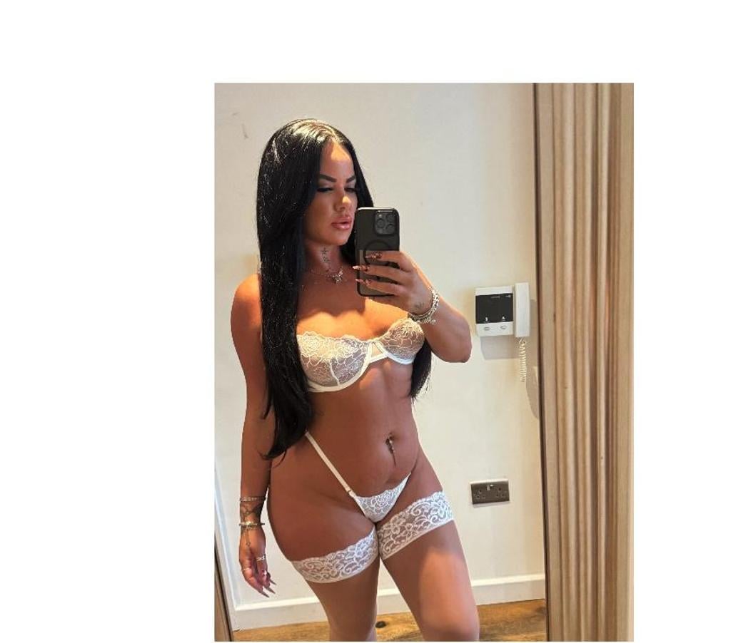 Escorts East London Canary Wharf - East London - Photos for 🔥NORTHERN FILTH🔥.. JUICY ASS🍑 STRIPPER & PORN STAR