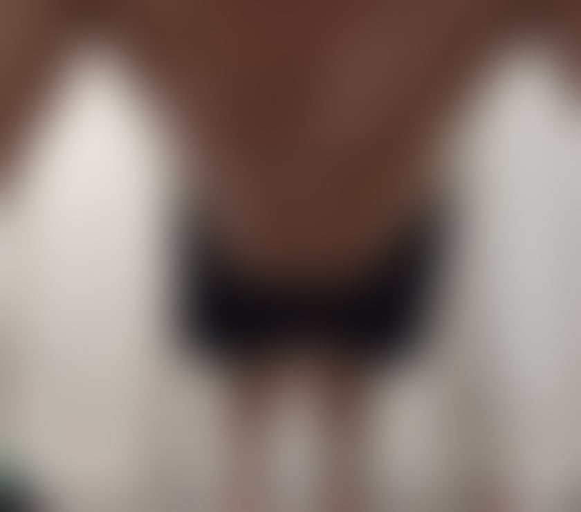 Escorts Wiltshire Swindon - Photos for Gentleman available for your pleasure.