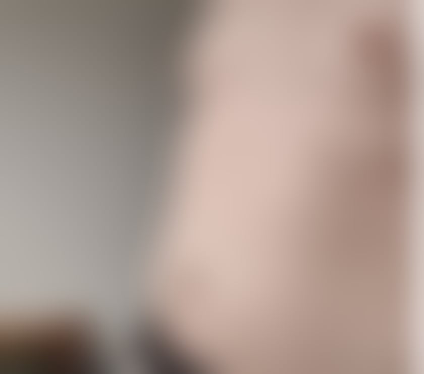 Escorts Wiltshire Swindon - Photos for Gentleman available for your pleasure.